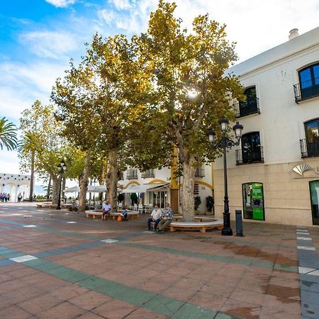 Apartmán Balcon De Europa 4 Menyber Nerja Exteriér fotografie